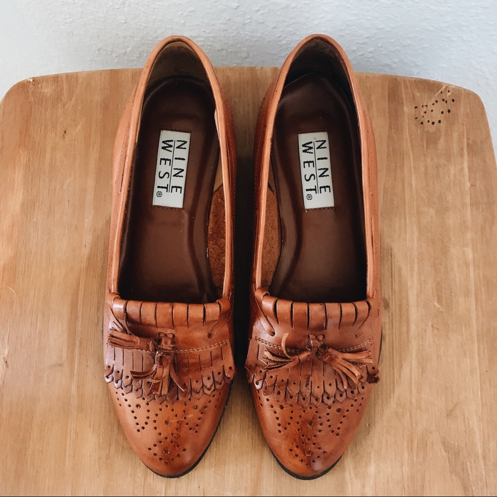 Vintage Nine West Tan Leather Loafers